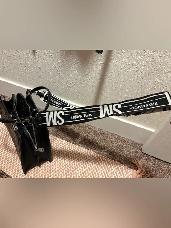 Steve Madden Bmatteo Top-Handle Satchel Handbag - Picture 9 of 10